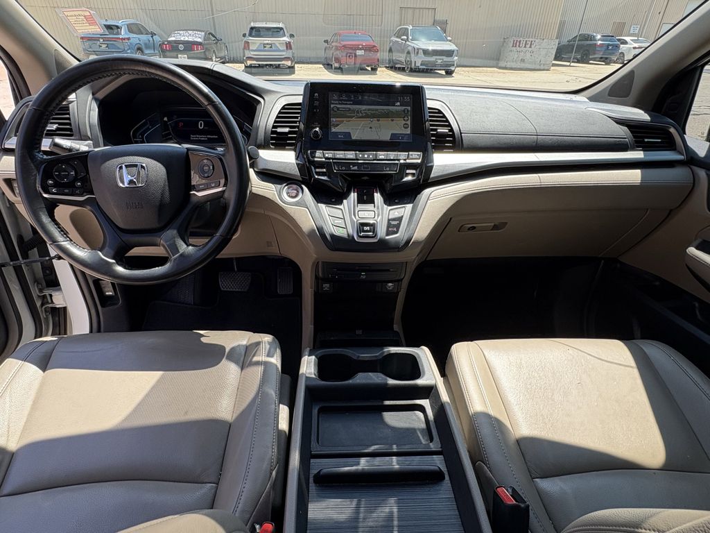 2018 Honda Odyssey EX-L White at Community Honda