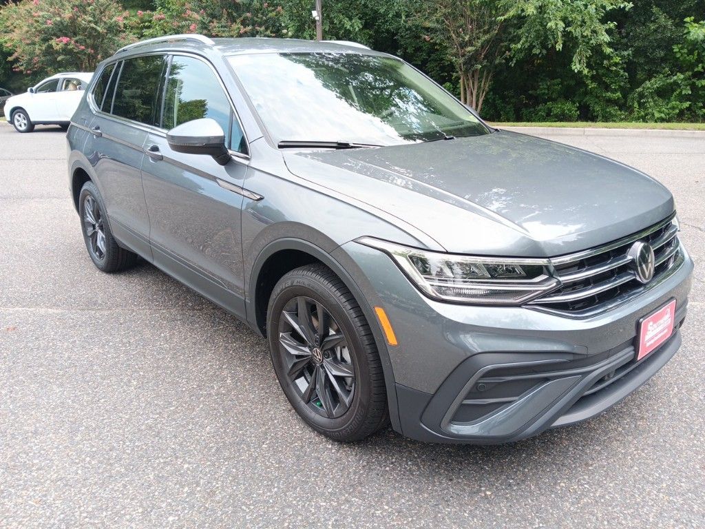 2024 Volkswagen Tiguan 2.0T SE 7