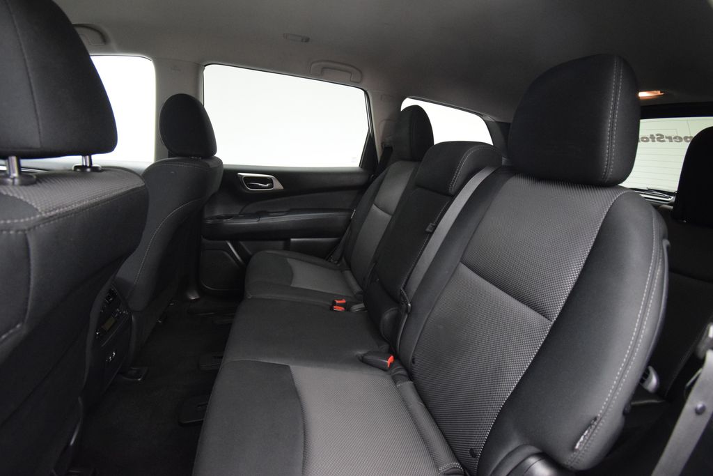 used 2020 Nissan Pathfinder car, priced at $18,095