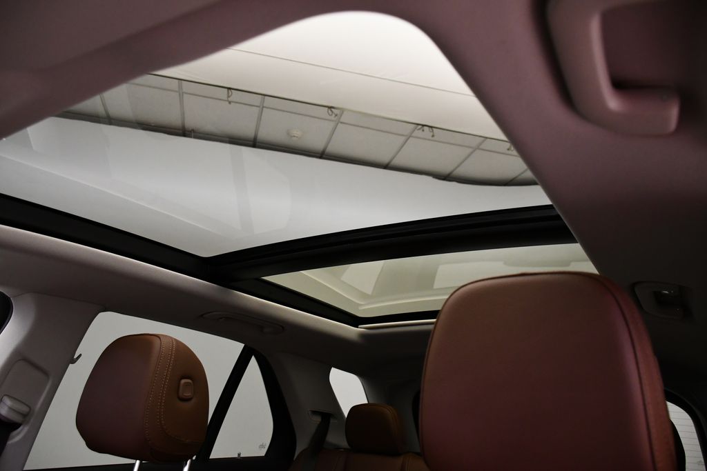 Thumbnail: 2026 Mercedes-Benz GLE - 17