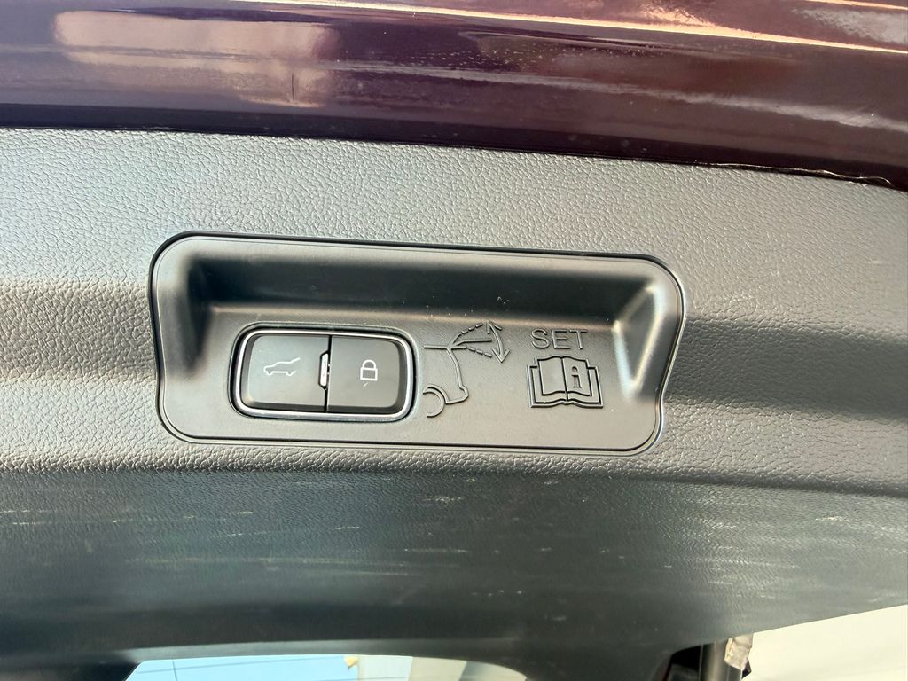 Used 2023 Ford Explorer SUV