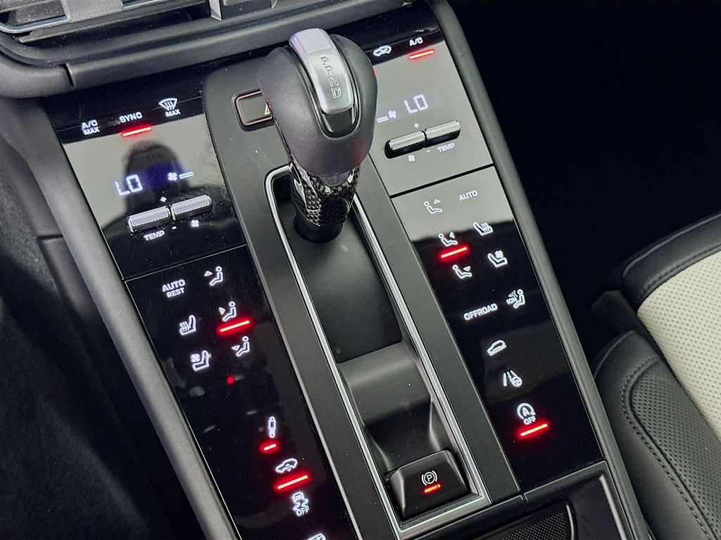 2022 Porsche Macan GTS 16