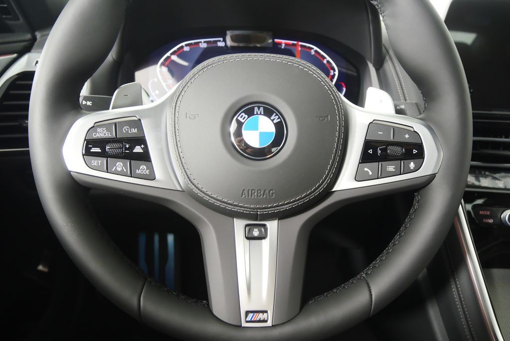 Thumbnail: 2026 BMW 8 Series - 24