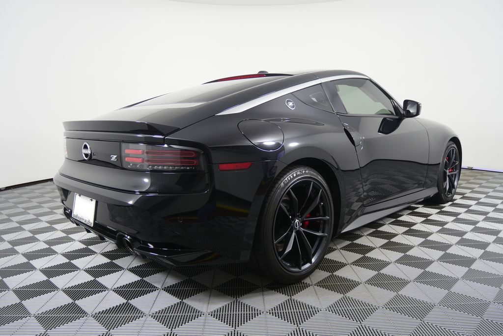 Thumbnail: 2024 Nissan Z - 5
