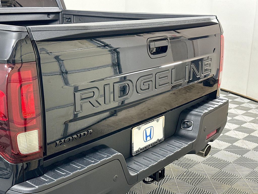 2025 Honda Ridgeline Black Edition 22