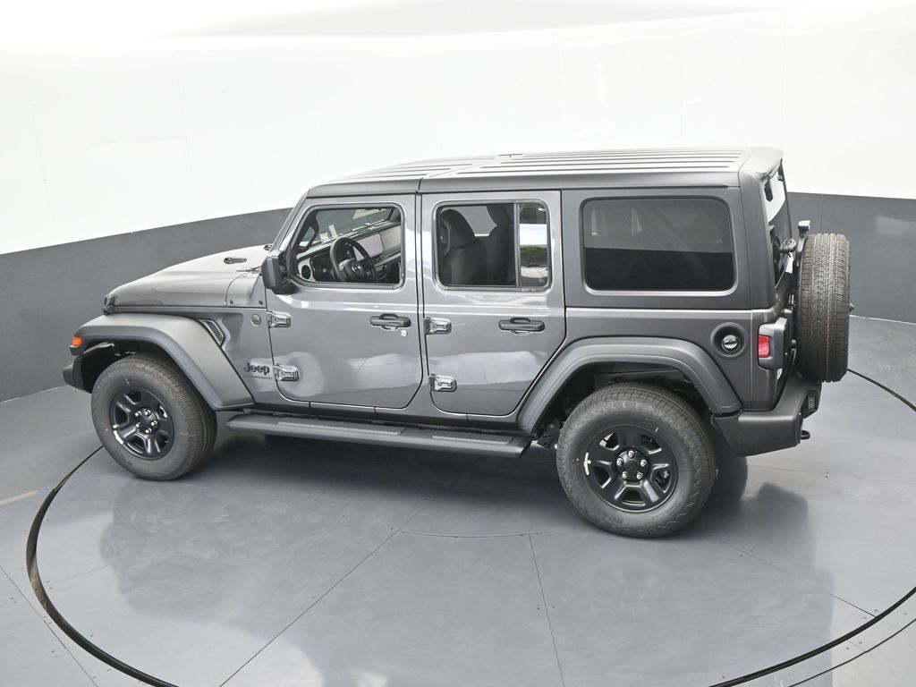 New 2026 Granite Crystal Metallic Clearcoat Jeep Sport image 39