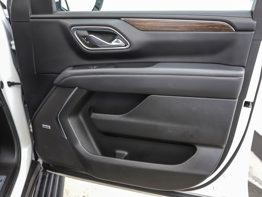 Thumbnail: 2024 Chevrolet Suburban - 30