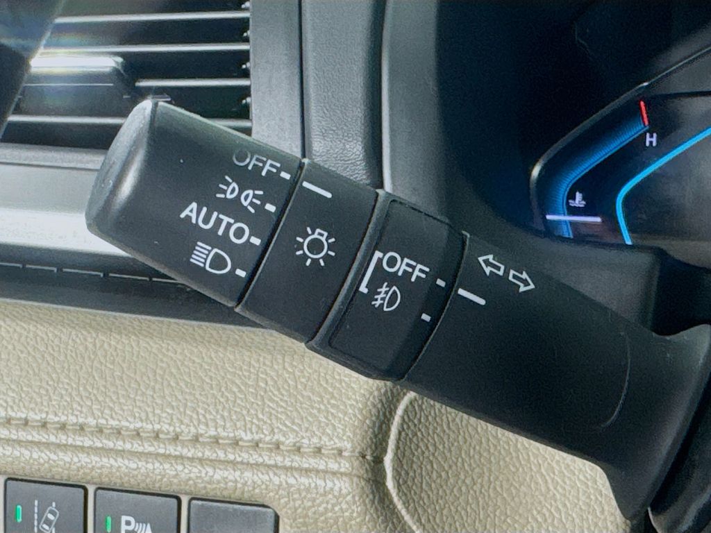 Used Car 2019 Honda Odyssey  Touring For Sale Under $30,000 In Austin, Texas