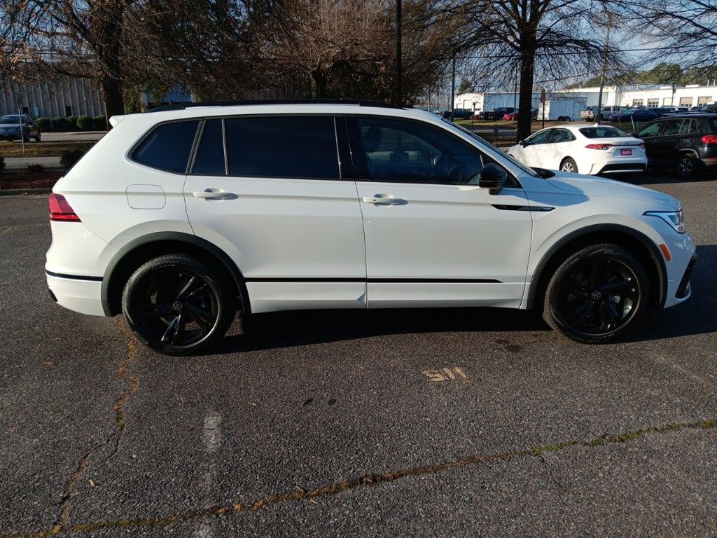 2024 Volkswagen Tiguan 2.0T SE R-Line Black 6