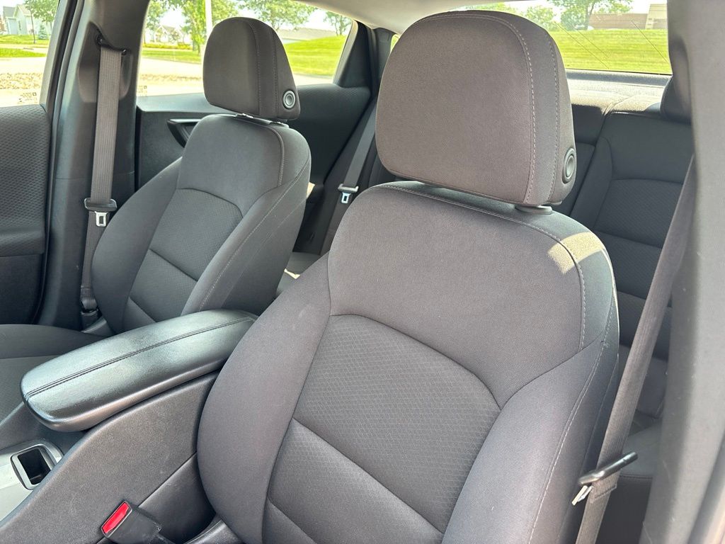 Used 2024 Chevrolet Malibu Sedan