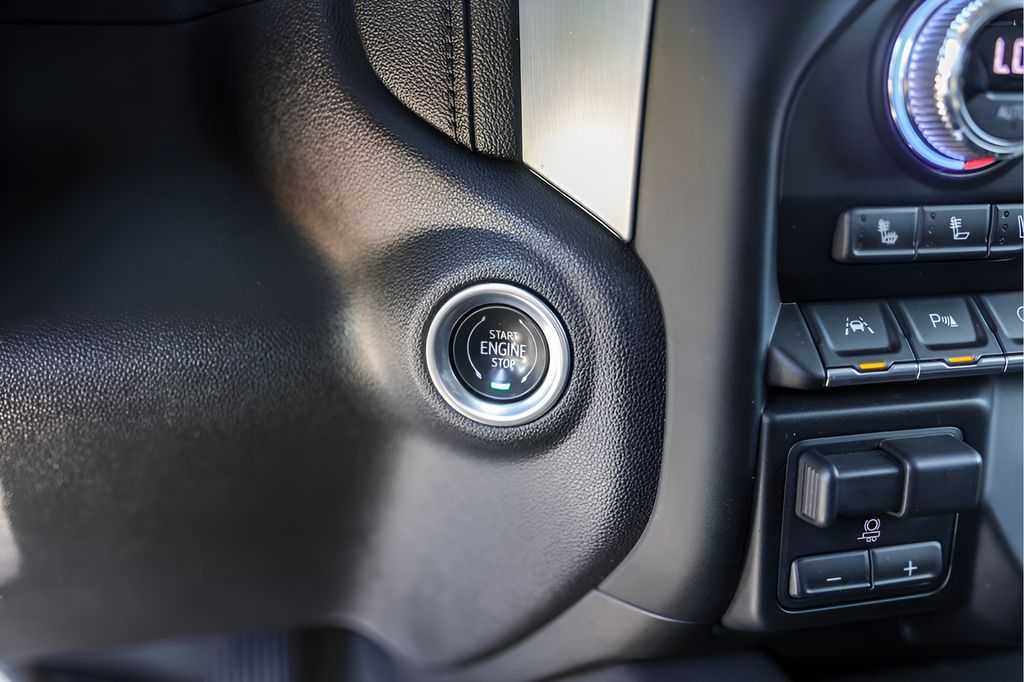 Used Car 2021 Gmc Sierra 1500  Slt For Sale Under $40,000 In Austin, Texas