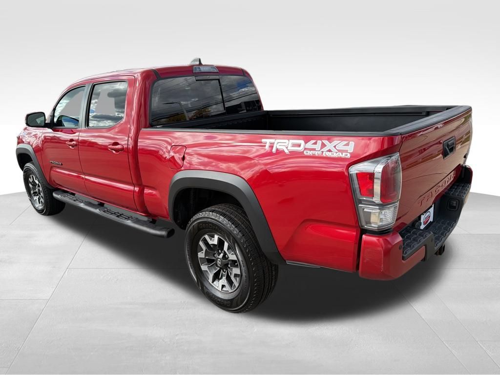 Thumbnail: 2022 Toyota Tacoma - 3