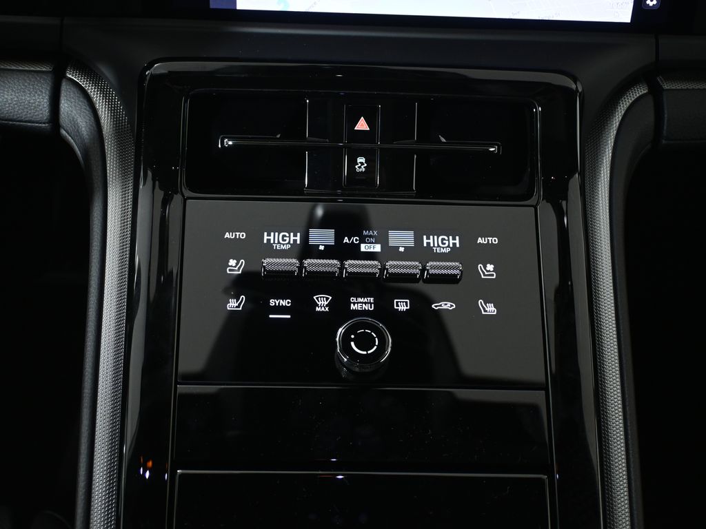 Thumbnail: 2026 Porsche Panamera - 24