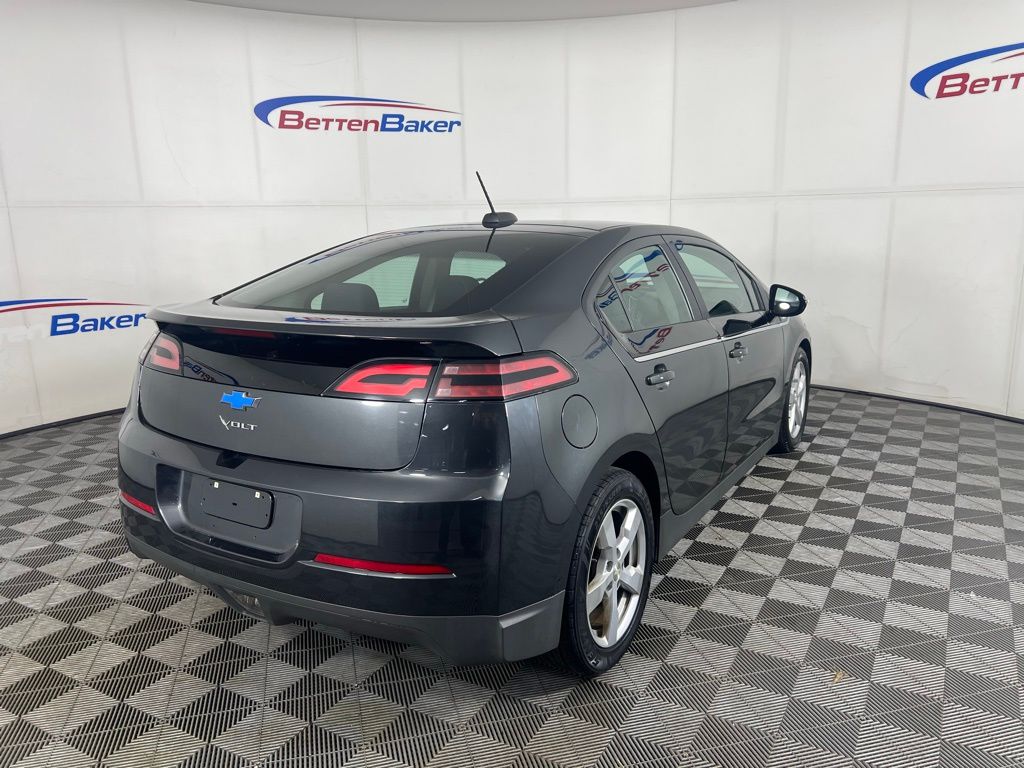 2015 Chevrolet Volt Base 3