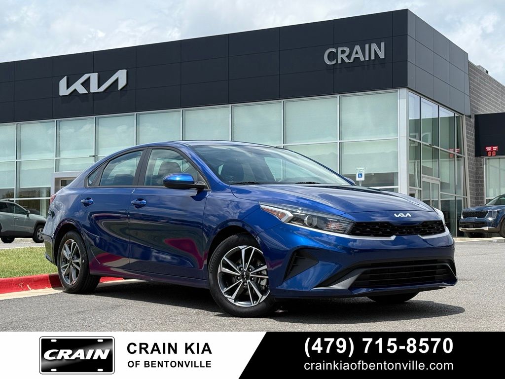 Deep Sea Blue 2024 Kia Forte LXS FWD Sedan Front-Wheel Drive Continuously Variable Transmission