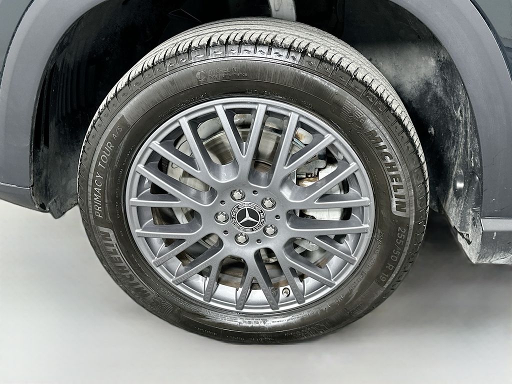 Thumbnail: 2021 Mercedes-Benz GLE - 32