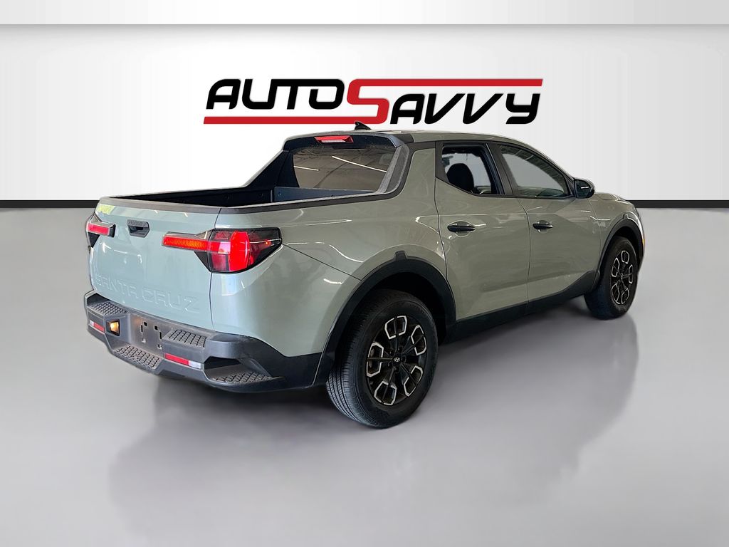 Used 2024 Green Hyundai SEL image 7
