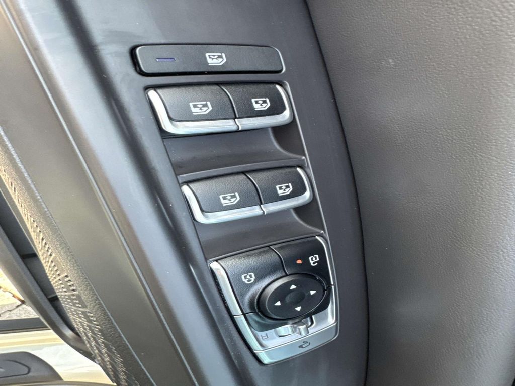Used 2026 White Kia SX Prestige image 14