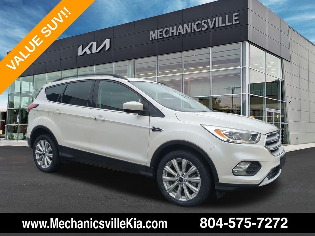 White Platinum Clearcoat Metallic 2019 Ford Escape SUV / Crossover All-Wheel Drive 6-Speed Automatic