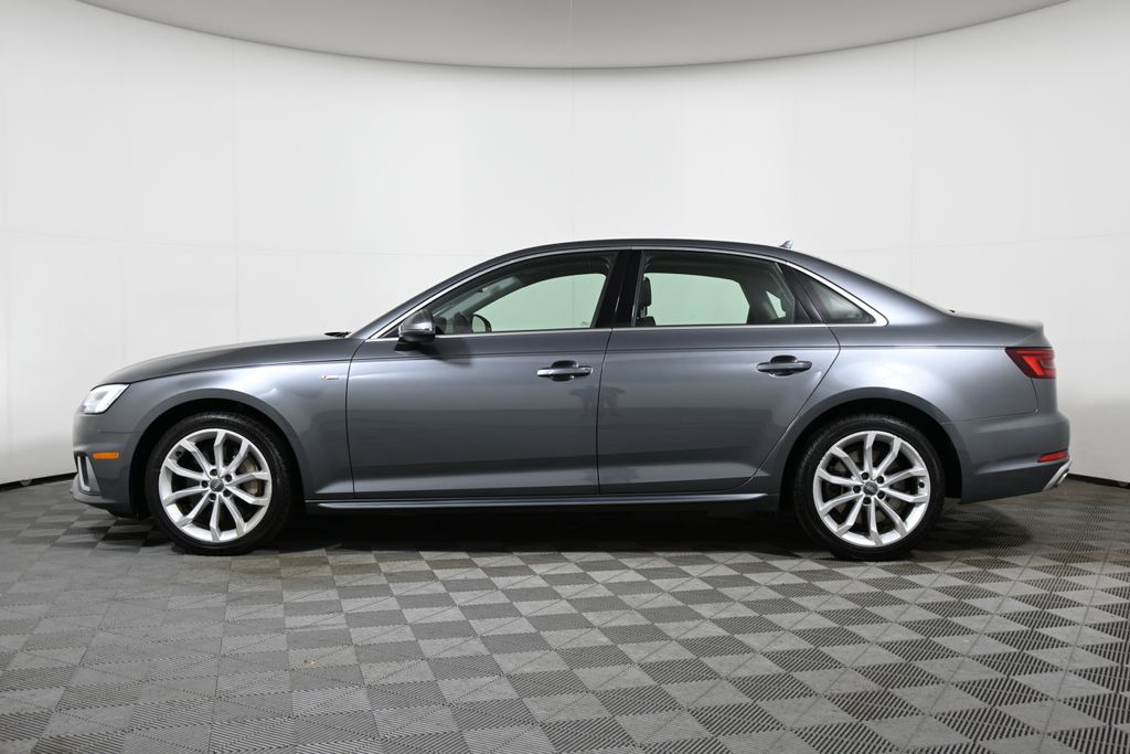 Thumbnail: 2019 Audi A4 - 2