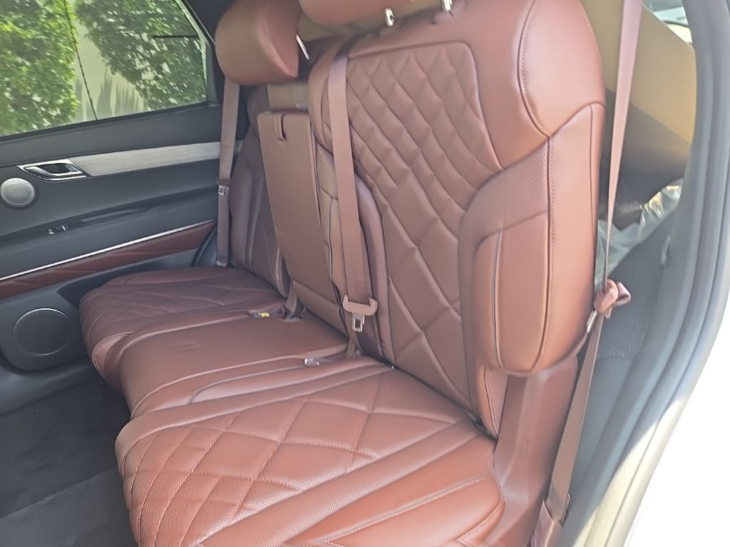 Thumbnail: 2025 Genesis GV80 - 29