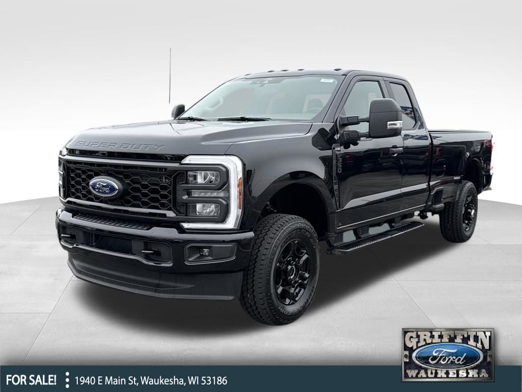 Agate Black Metallic 2026 Ford F-350 Super Duty XL SuperCab 4WD Pickup Truck Four-Wheel Drive Automatic