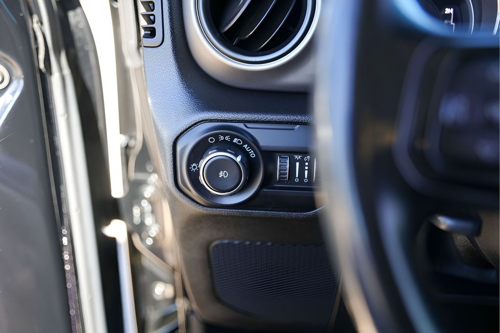 Used Car 2021 Jeep Wrangler  Unlimited Sport S For Sale Under $25,000 In Austin, Texas