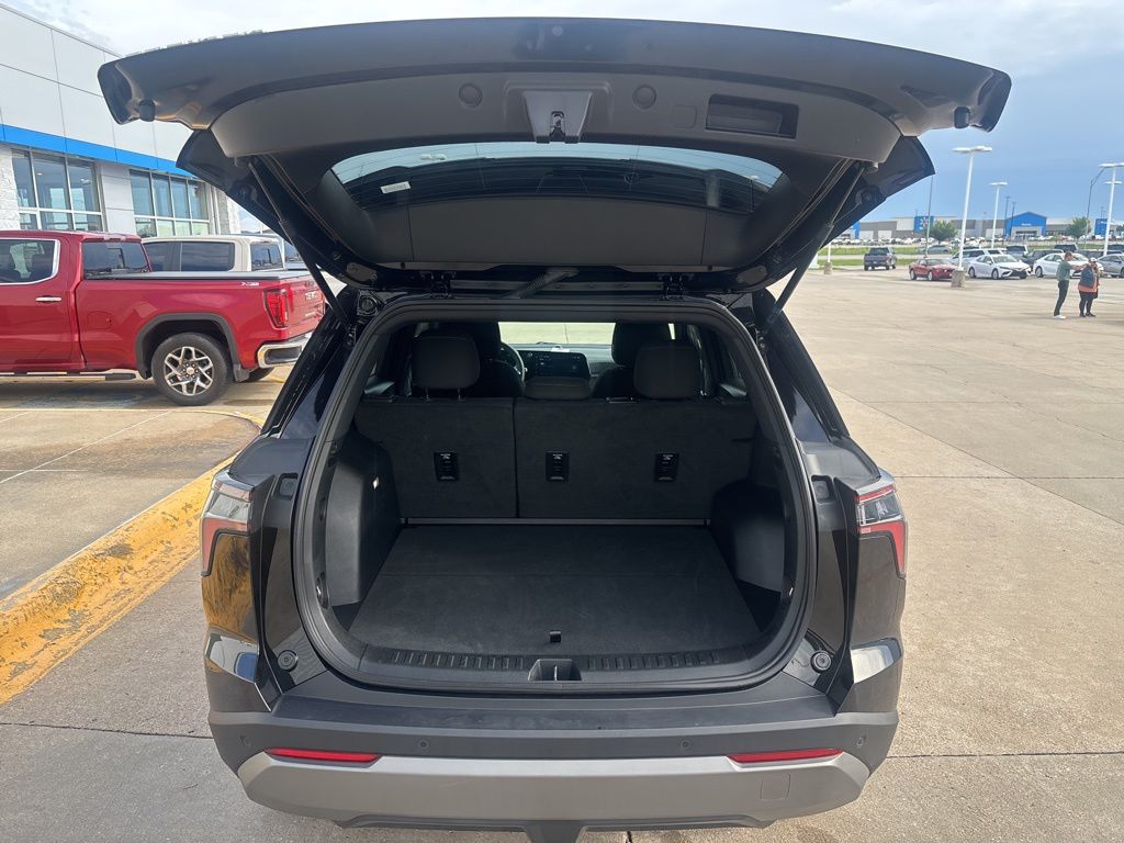 Used 2026 Chevrolet Equinox SUV