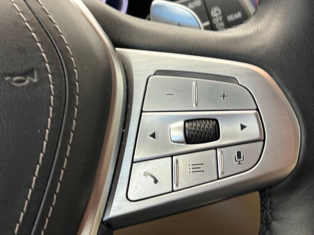 Thumbnail: 2022 BMW X7 - 20