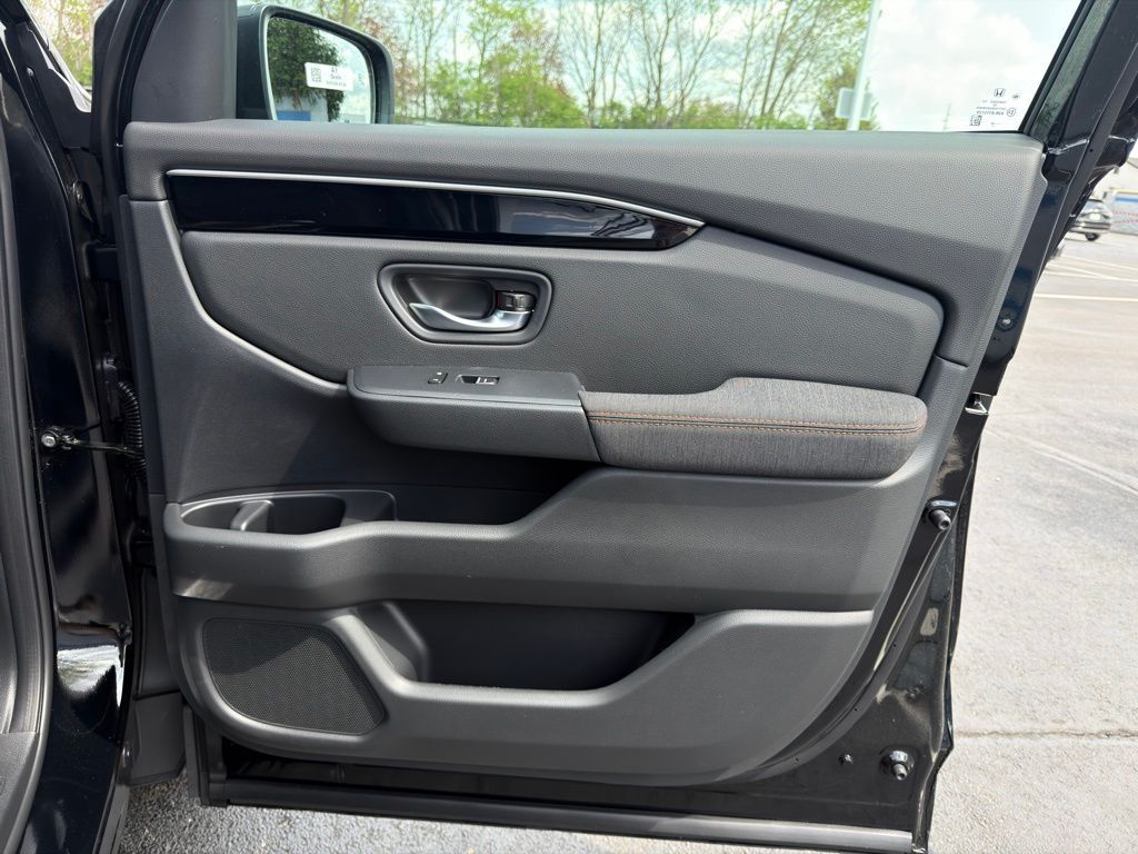 Thumbnail: 2026 Honda Pilot - 25