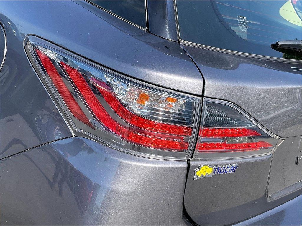 2016 Lexus CT — photo 30