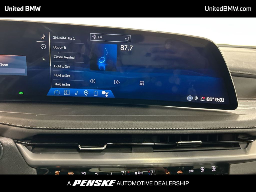 Thumbnail: 2024 Cadillac XT4 - 16