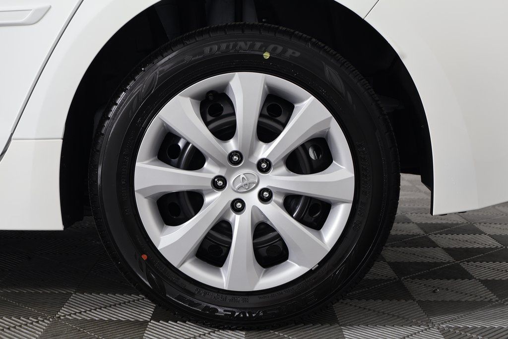 Thumbnail: 2026 Toyota Corolla - 10