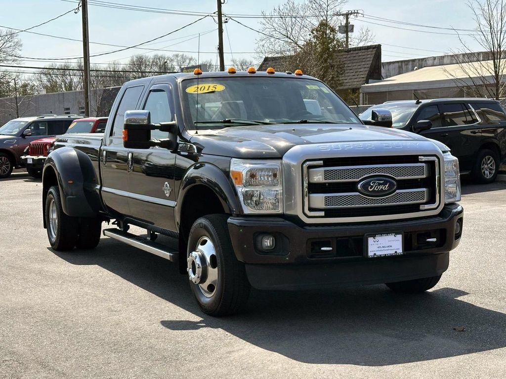 2015 Ford F-350 Super Duty Platinum Crew Cab LB DRW 4WD