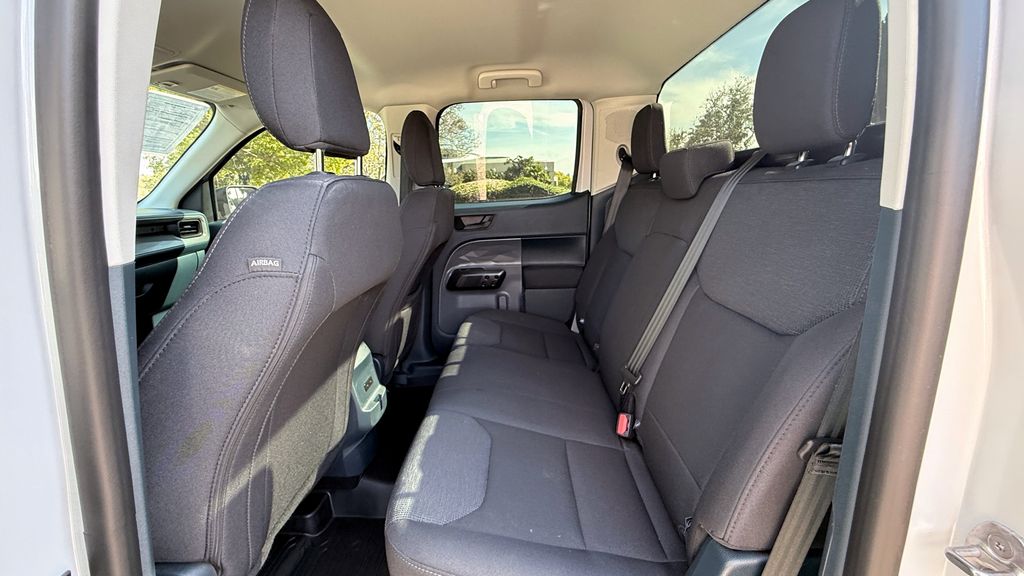 Used 2025 Ford Maverick XL 4D Crew Cab