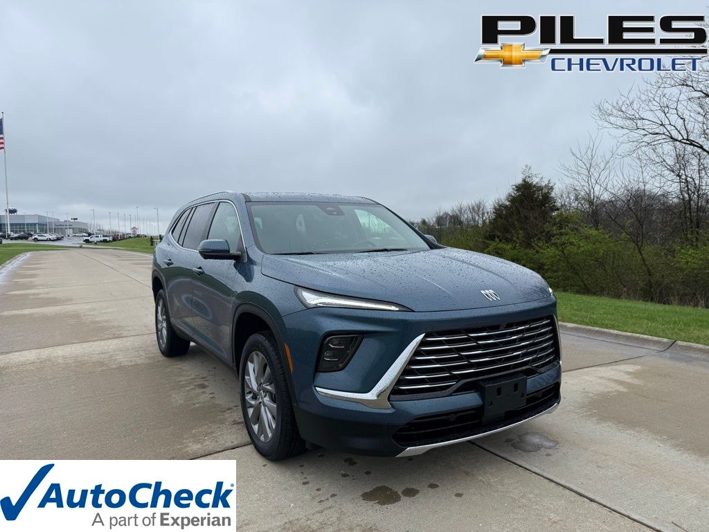 2025 Buick Enclave Preferred FWD