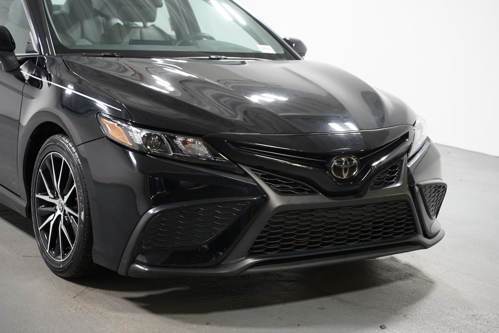 Thumbnail: 2023 Toyota Camry - 4