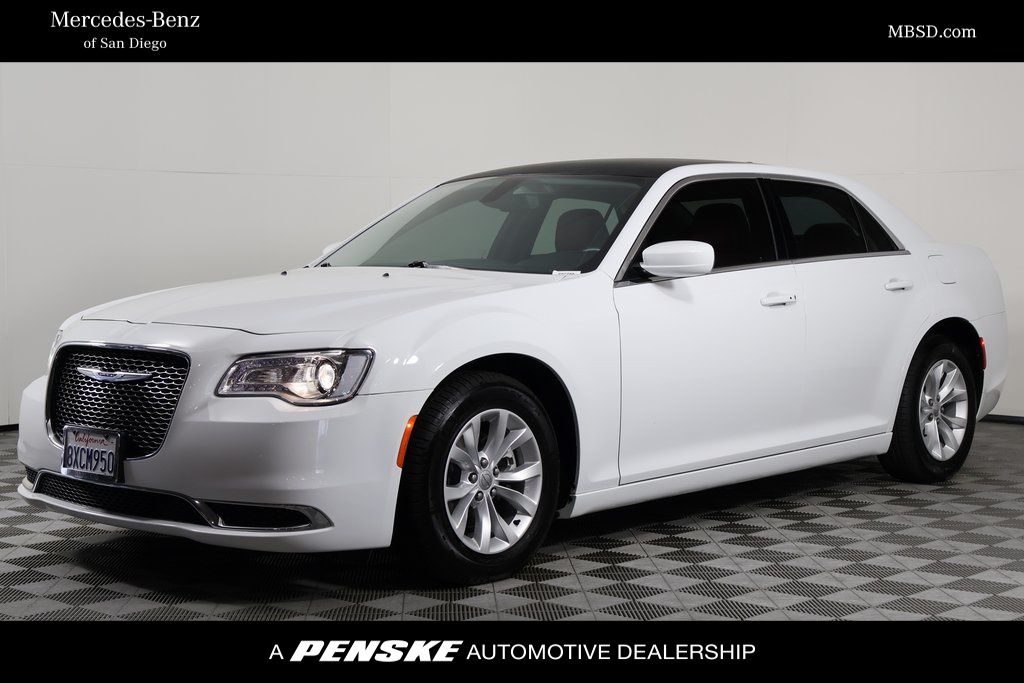 2021 Chrysler 300 Touring -
                San Diego, CA