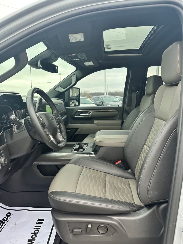 Used 2025 Chevrolet Silverado 2500HD Truck