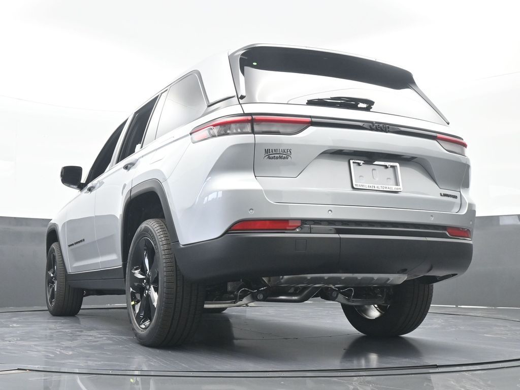 New 2025 Silver Zynith Jeep Limited image 53