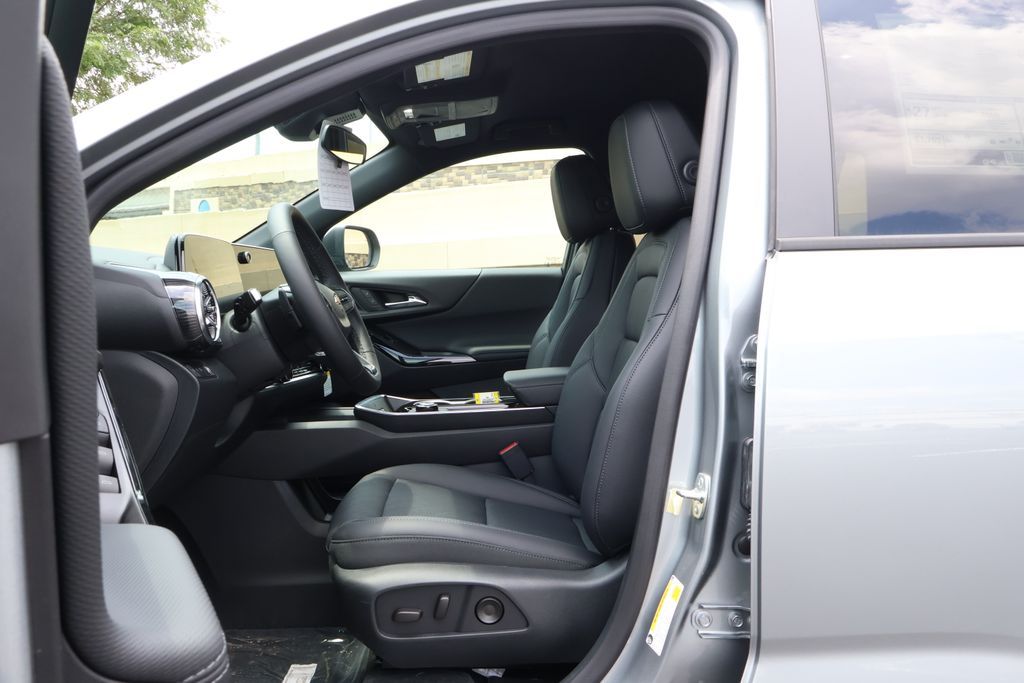 Thumbnail: 2027 Chevrolet Equinox - 14