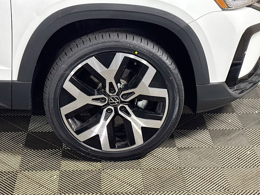 2023 Volkswagen Taos 1.5T SEL