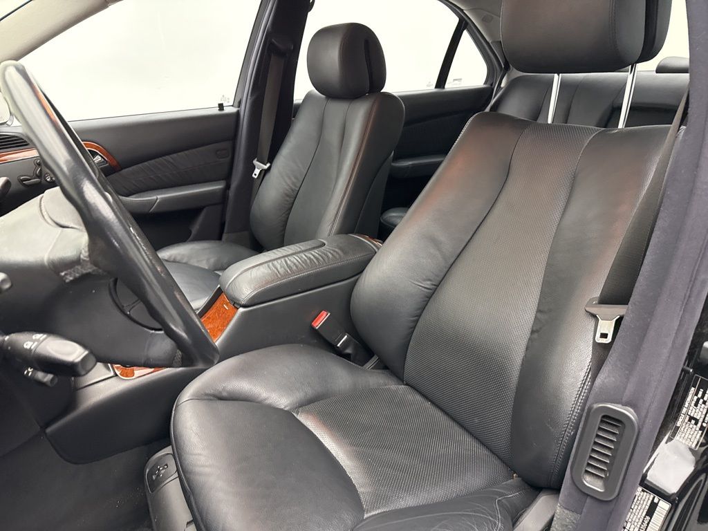 Thumbnail: 2003 Mercedes-Benz S-Class - 9