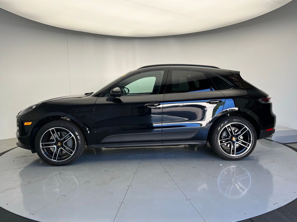 Thumbnail: 2020 Porsche Macan - 2