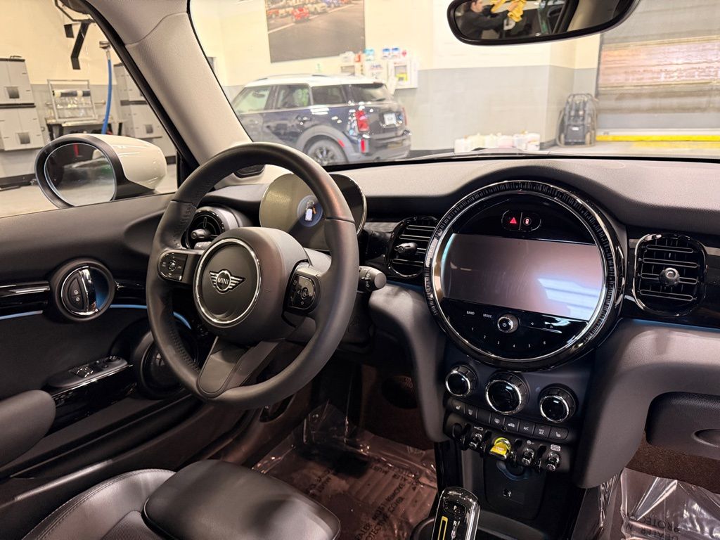 Thumbnail: 2024 MINI Cooper - 25