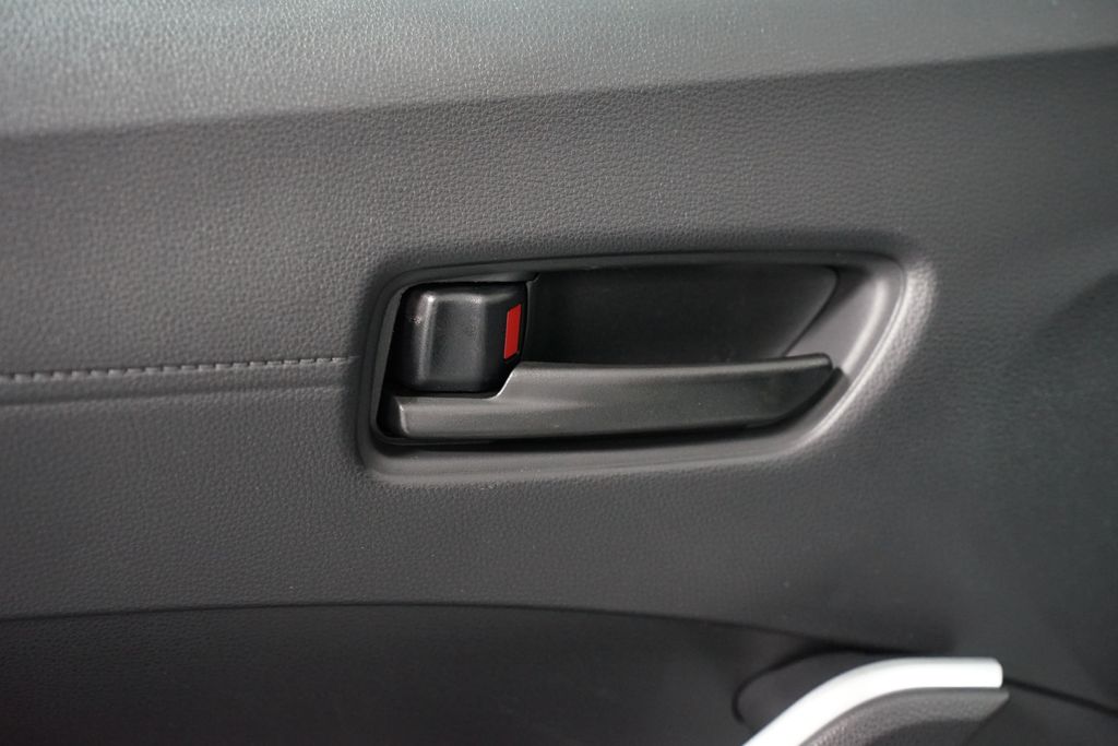 Thumbnail: 2026 Toyota Corolla Cross - 31