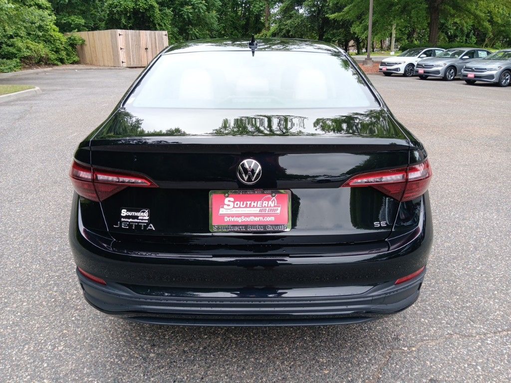 2024 Volkswagen Jetta 1.5T SE 4