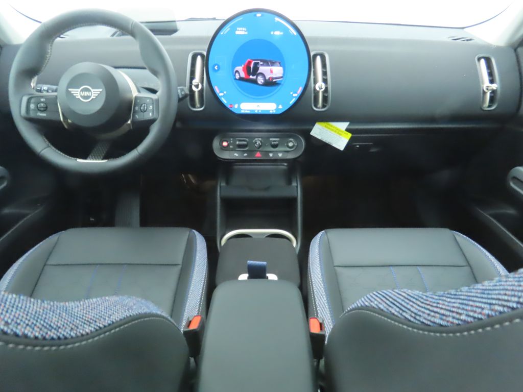 2025 MINI Cooper Countryman Base 15