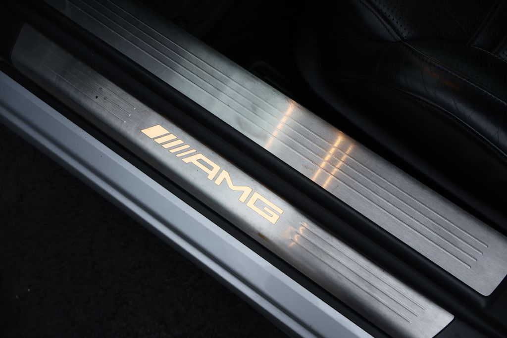 Thumbnail: 2013 Mercedes-Benz SL-Class - 25