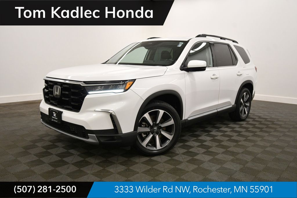 Platinum White 2023 Honda Pilot SUV / Crossover All-Wheel Drive Automatic